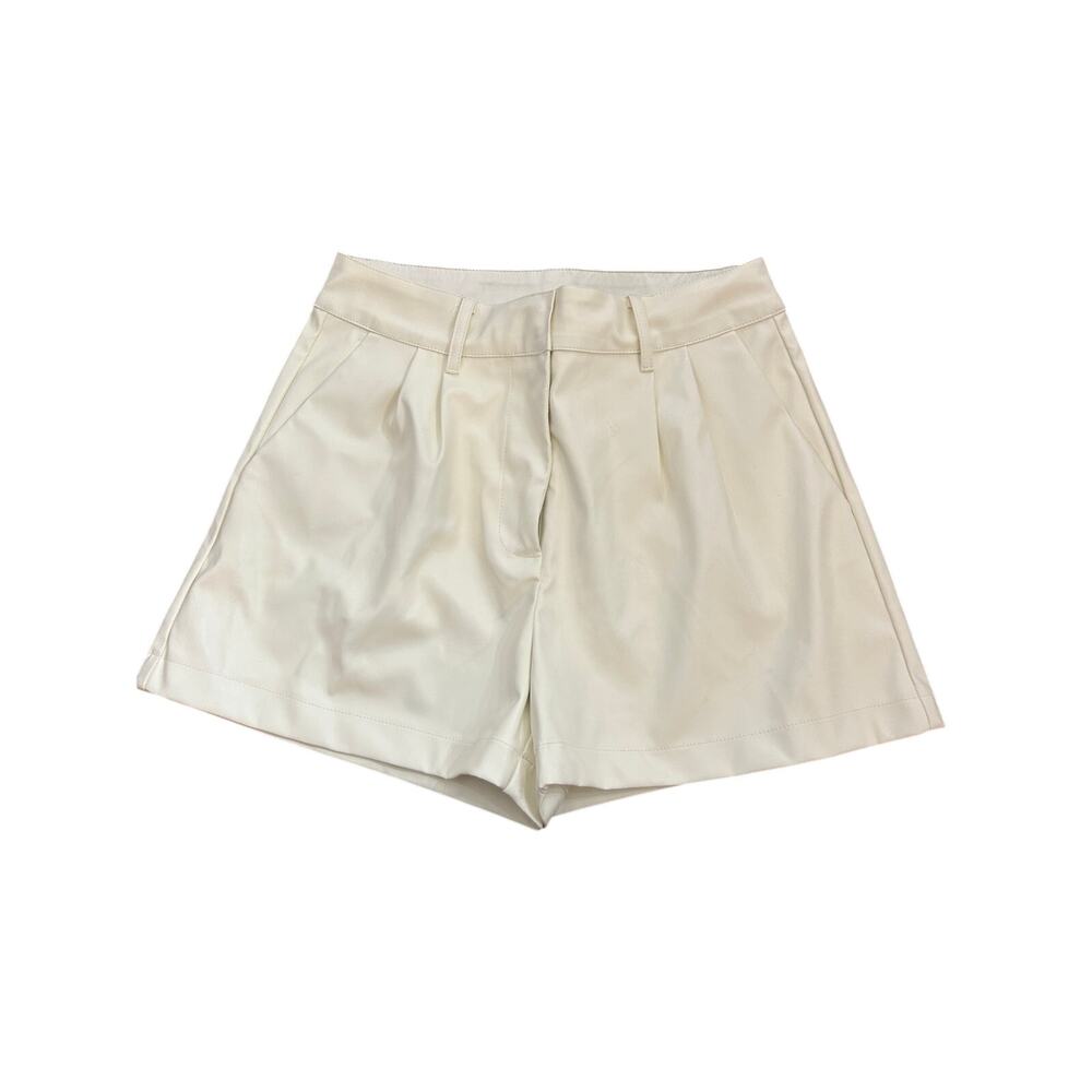 Entro cream faux leather high waisted shorts Size Small